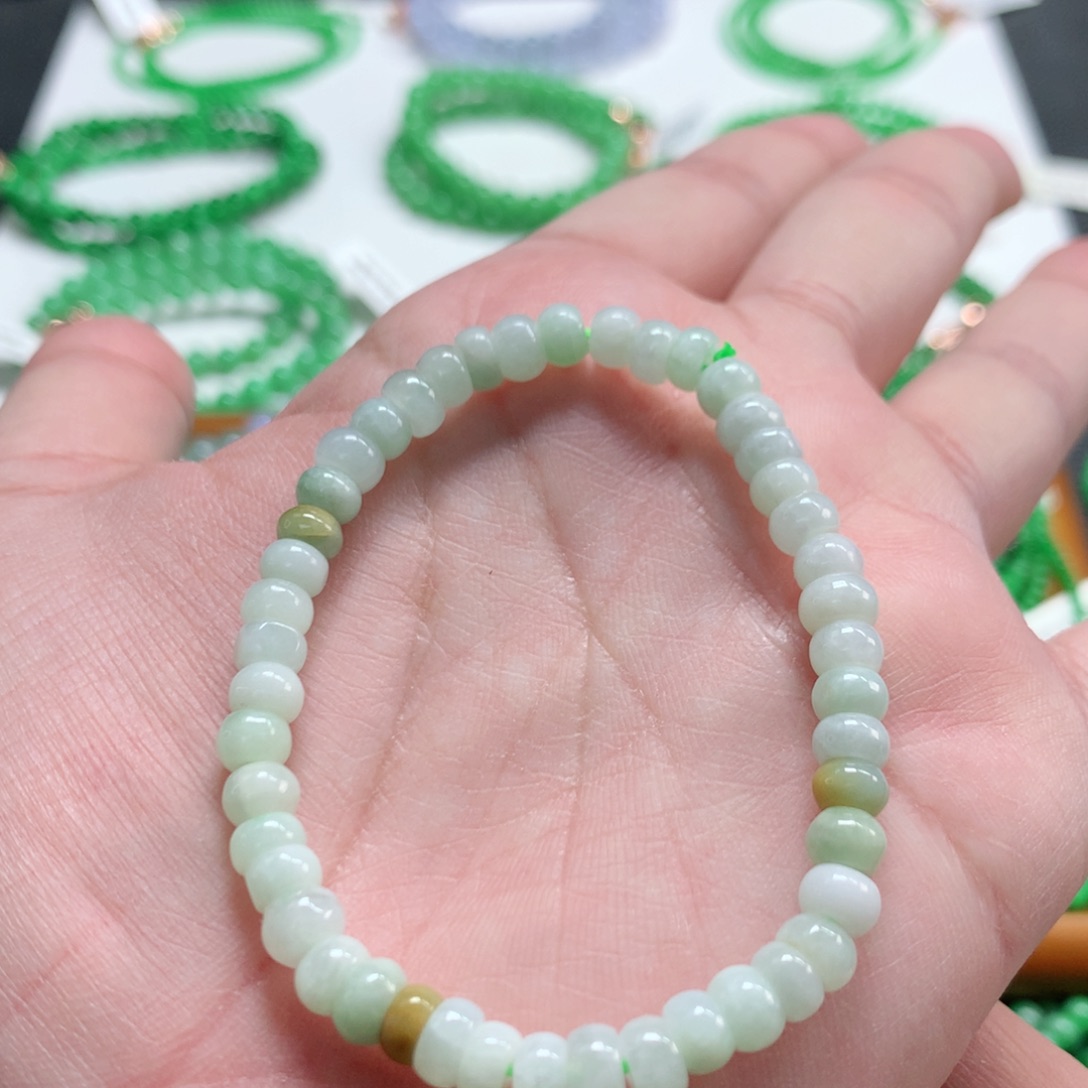 翡翠未镶嵌手链翡翠