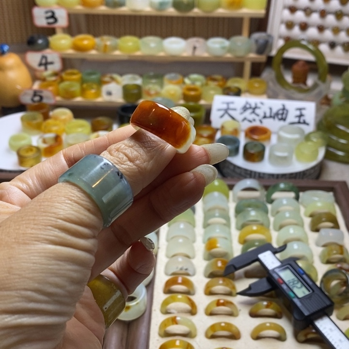 L***）岫玉未镶嵌戒圈岫玉精品指环