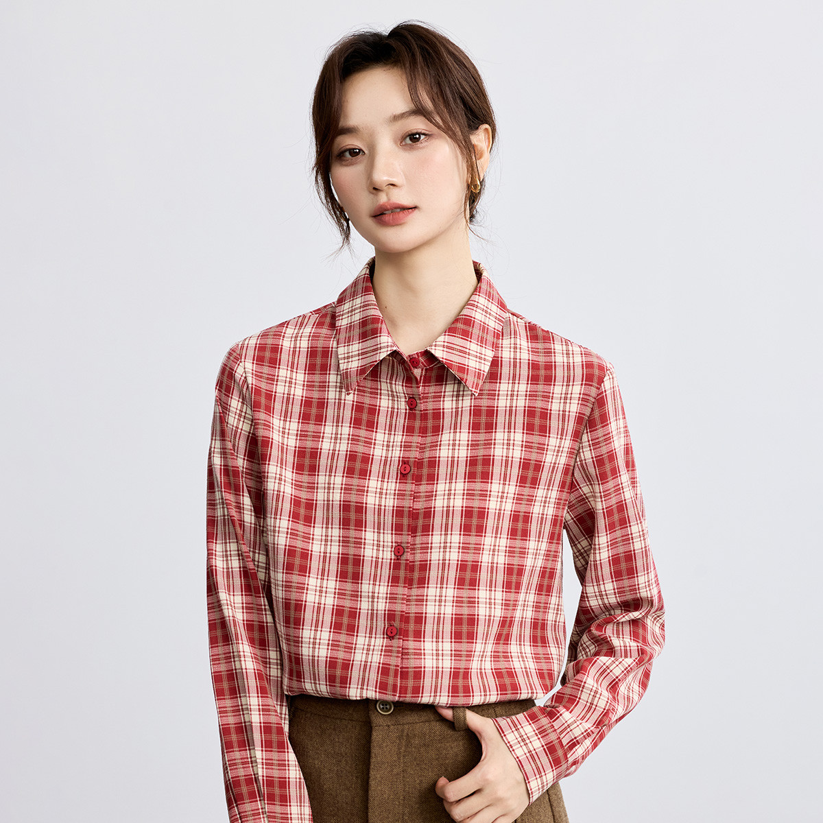 茵曼港风复古学院风格子衬衫女秋季文艺百搭休闲长袖叠穿衬衣