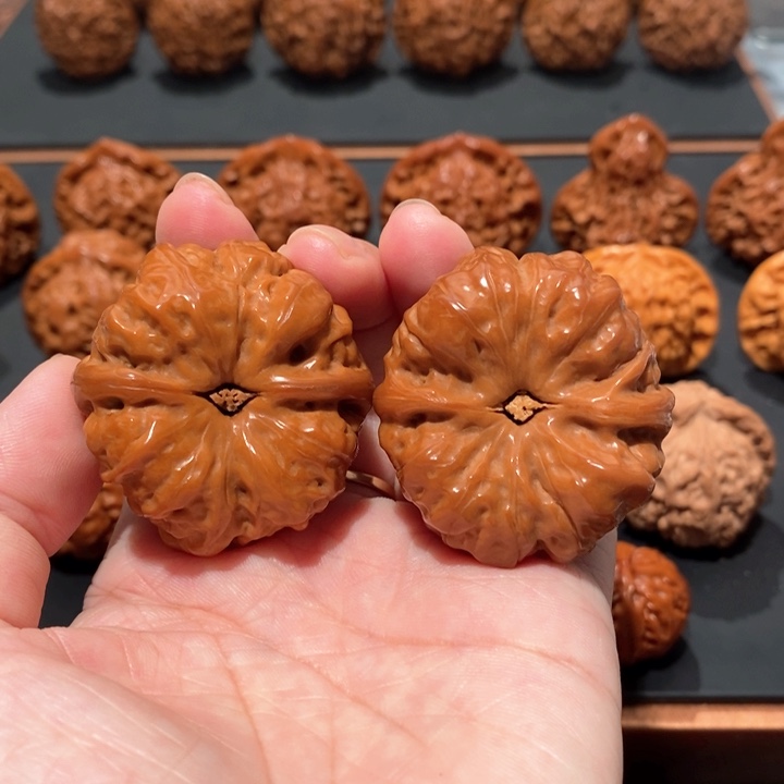 文玩核桃吊坠褪****?蛤蟆