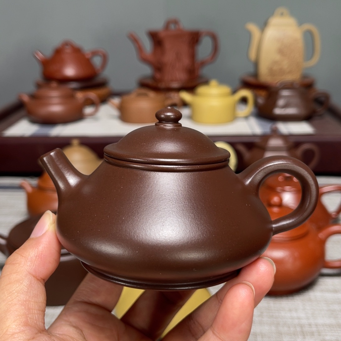 紫砂茶壶陈腐紫泥容天135cc