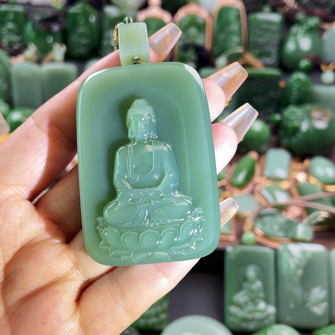 和田玉挂件未镶嵌知**福