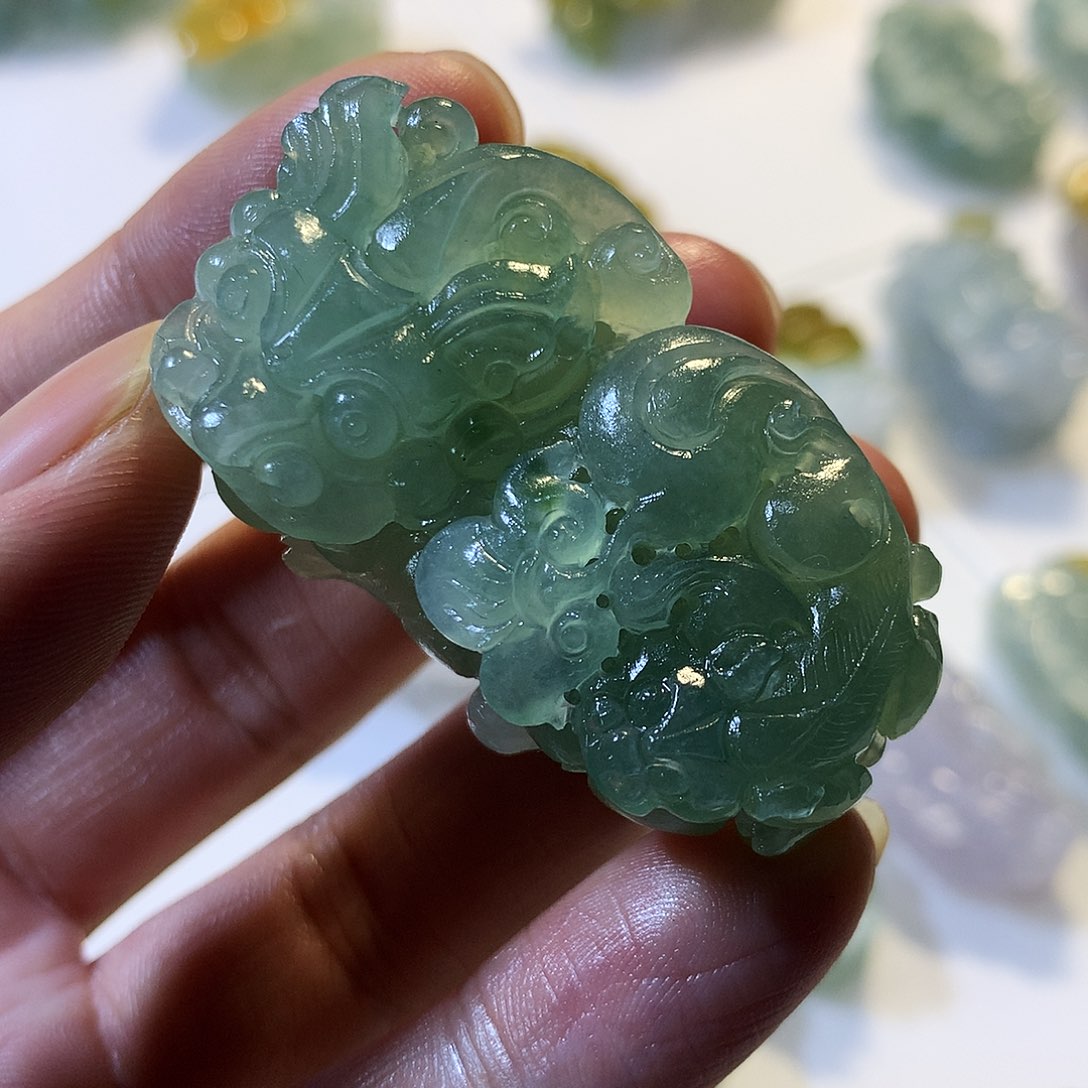 定制翡翠未镶嵌翡翠