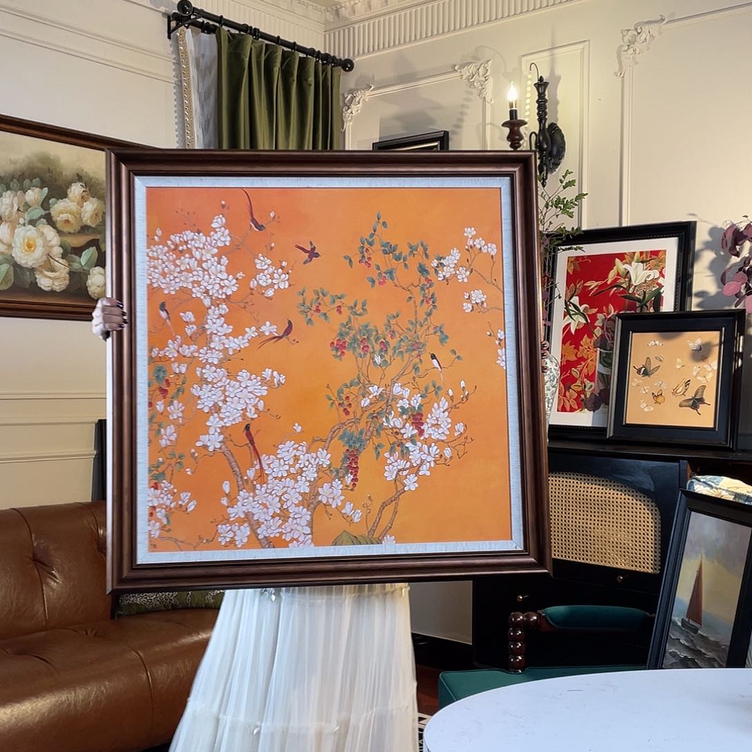 横款60*60方形餐厅，斗柜挂画