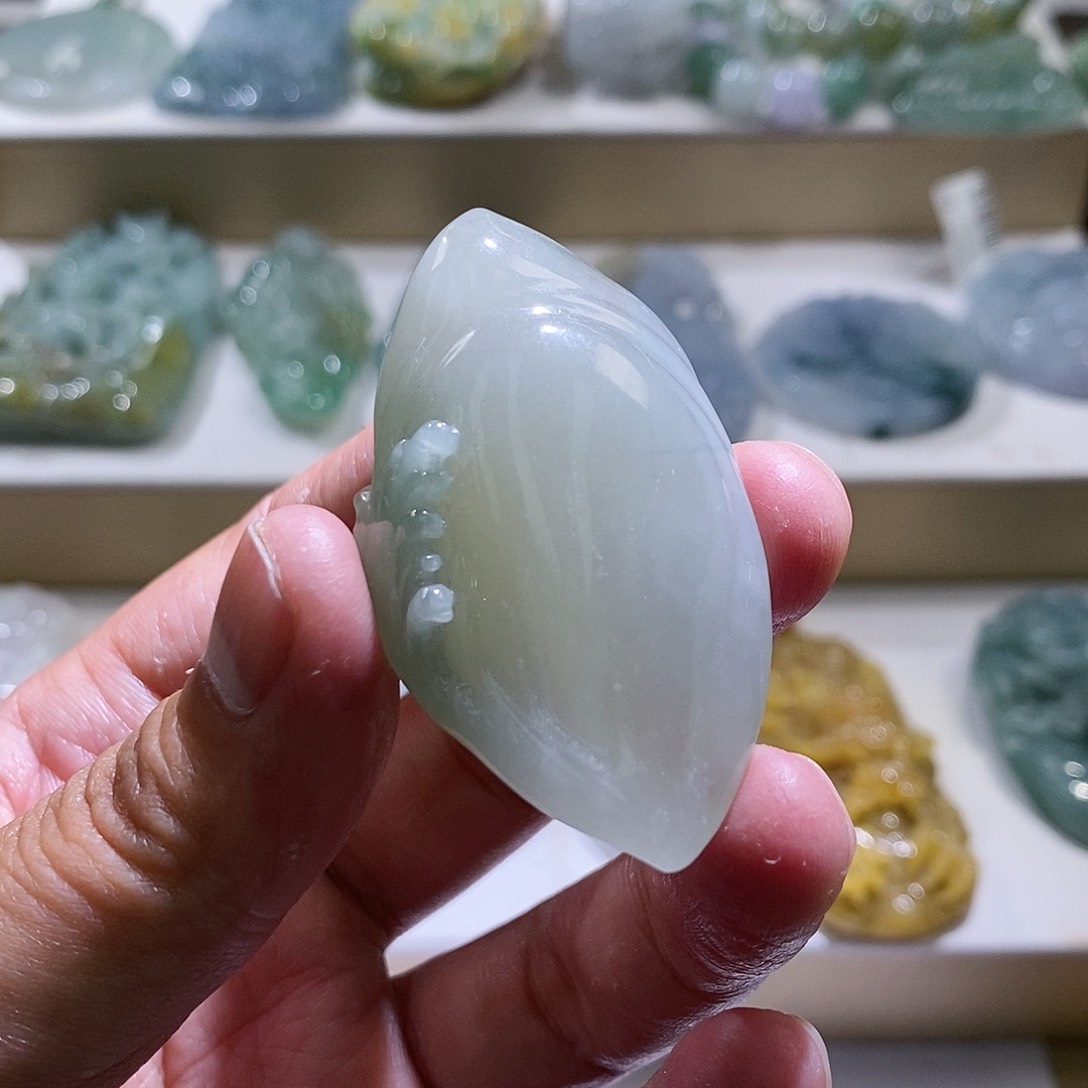 【闪购商品】翡翠颈饰未镶嵌吊坠