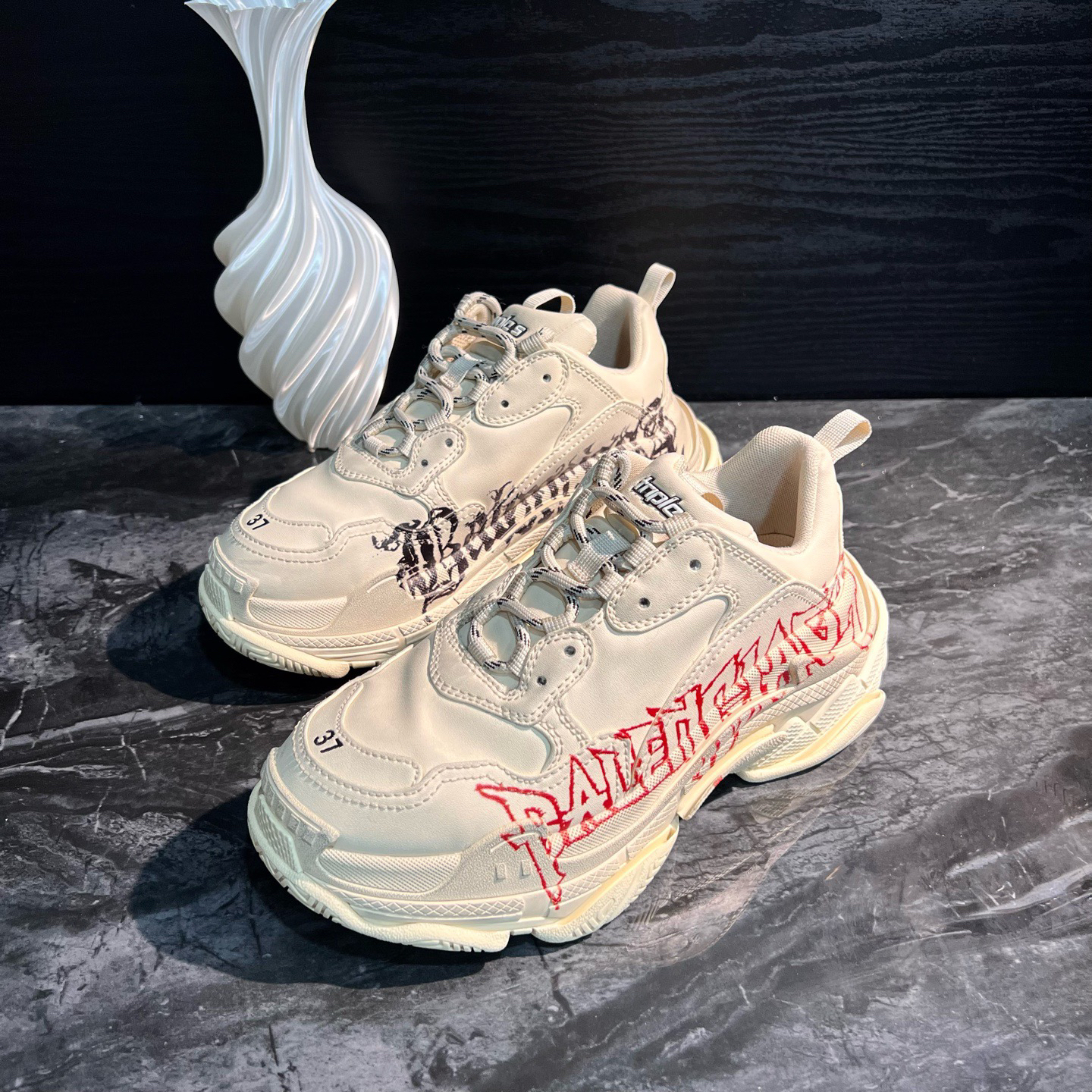 99新 Balenciaga/巴黎世家 2229/37码/新款Triples老爹鞋休闲鞋
