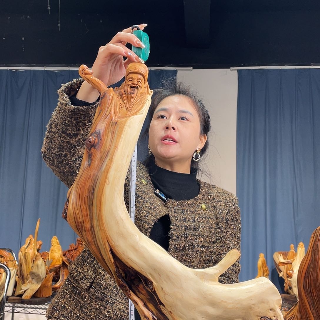 柏木（崖柏）随型艺术根雕