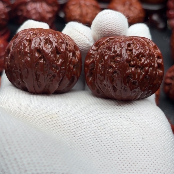 文玩核桃吊坠铁锤妹妹