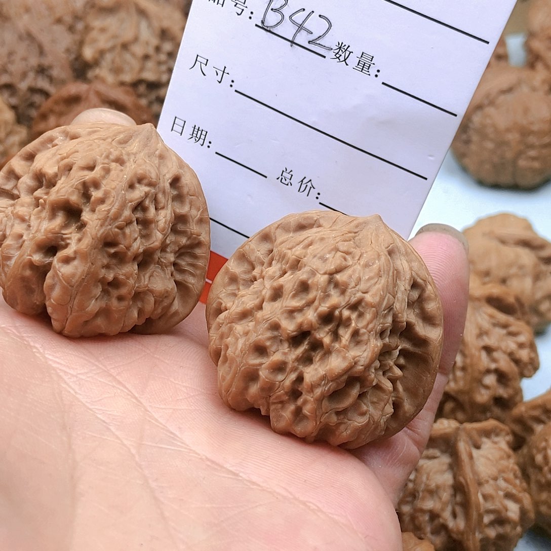 文玩核桃吊坠博*42号平谷凹底41尺
