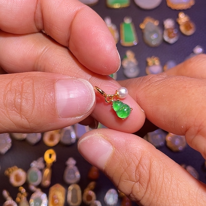 翡翠银S925镶嵌颈饰