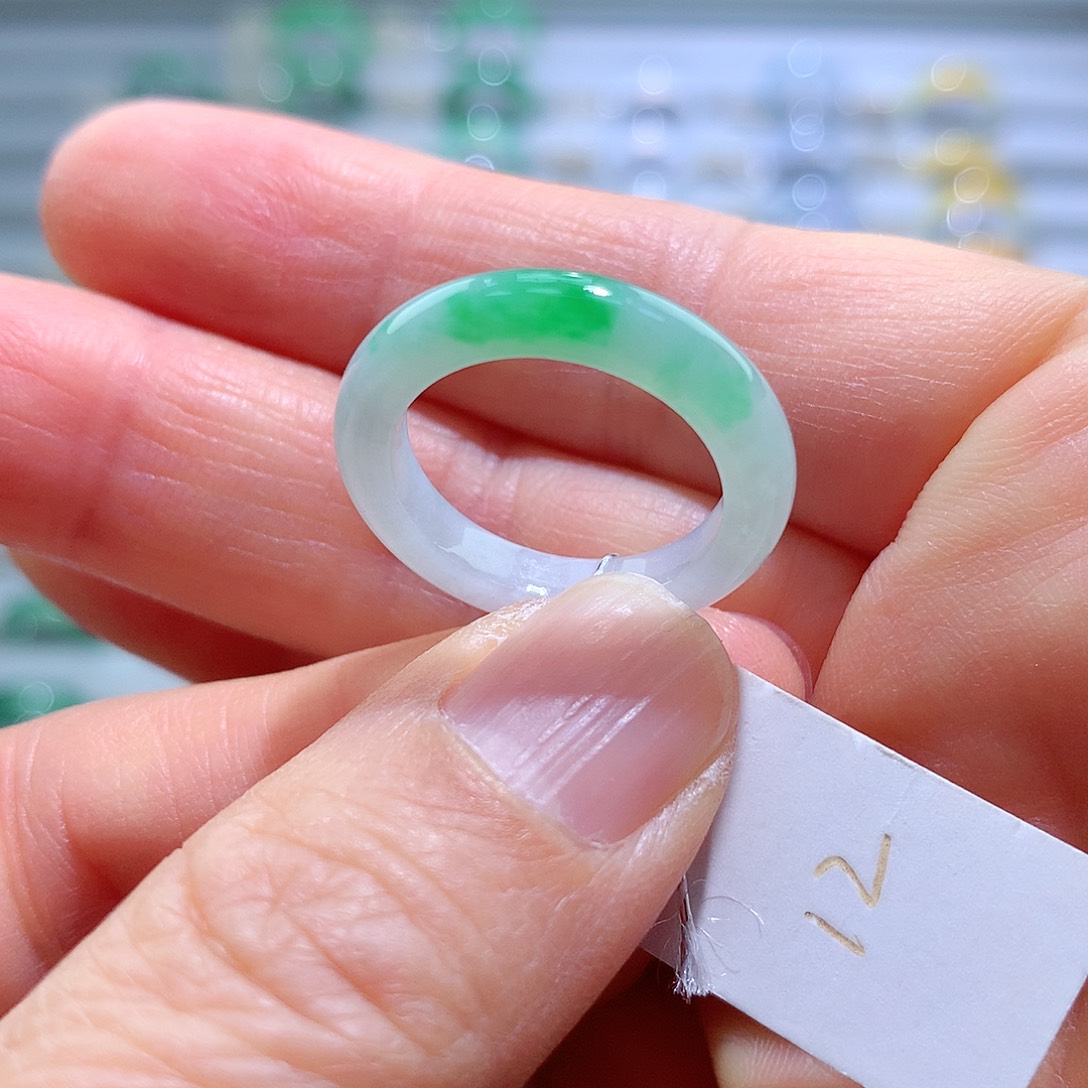 翡翠戒指未镶嵌12号