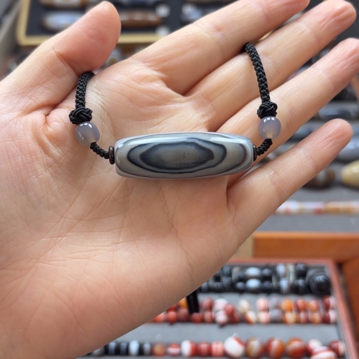 玛瑙/玉髓未镶嵌锁骨