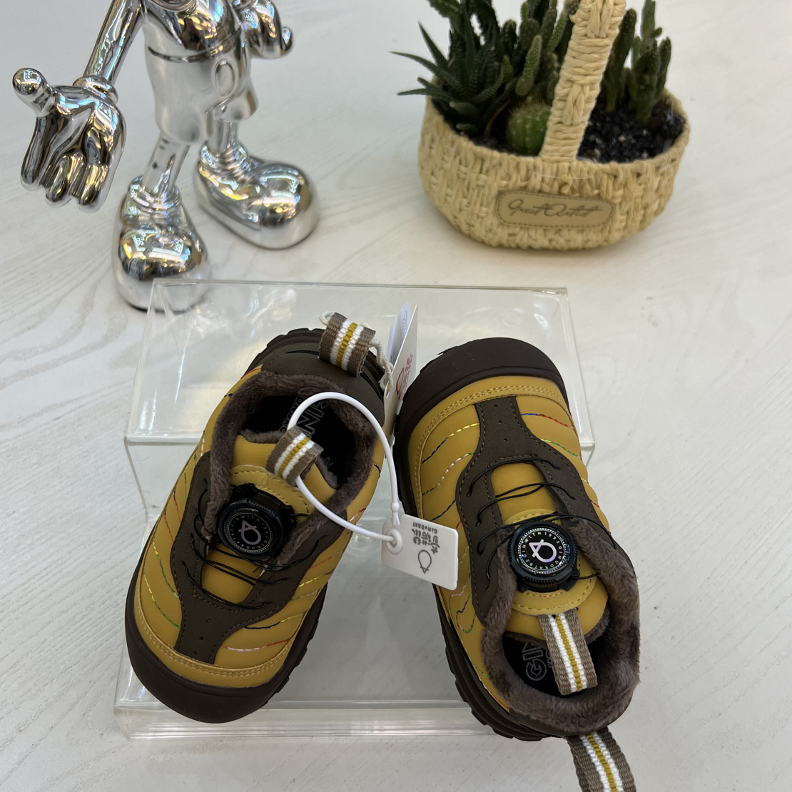 儿童休闲运动加绒软底保暖鞋