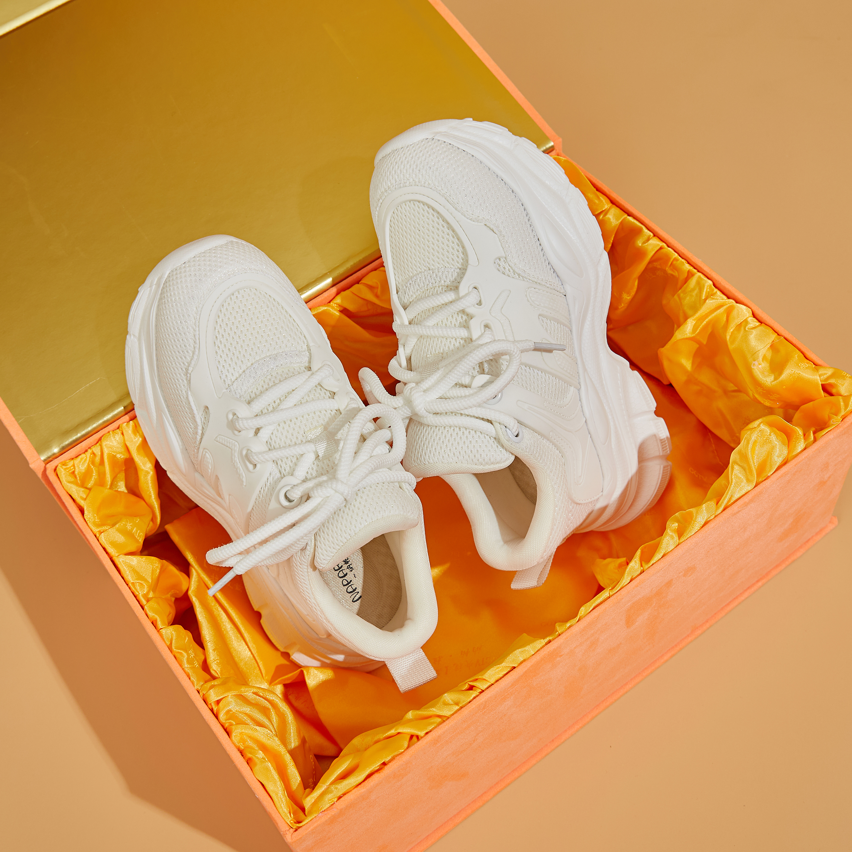 纳帕科技鞋34-49码秋冬易清洗情侣快干科技鞋厚款新品风运动鞋