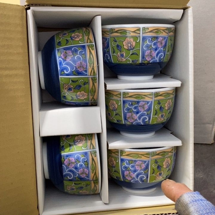 ****六杯工艺品哈哈哈哈哈哈