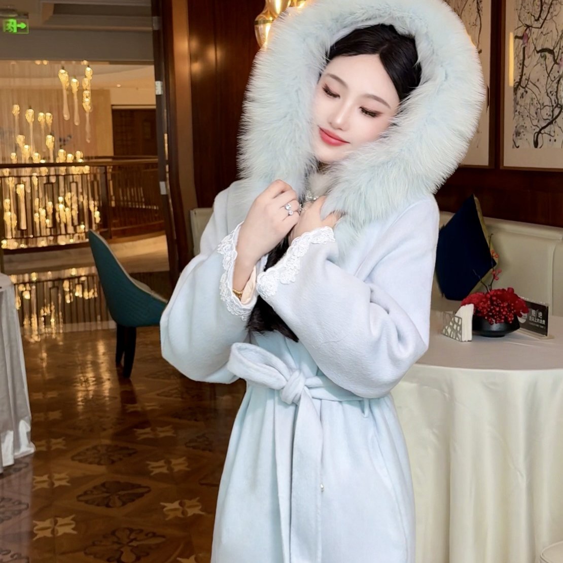 【媛珠 清冷名媛】重工蓝色羊毛呢子狐狸毛领收腰显瘦大衣长款贵气