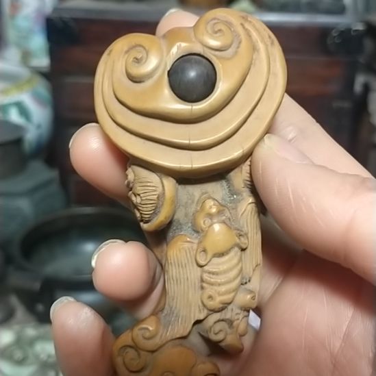 有机玻璃摆件。挂件手玩把件