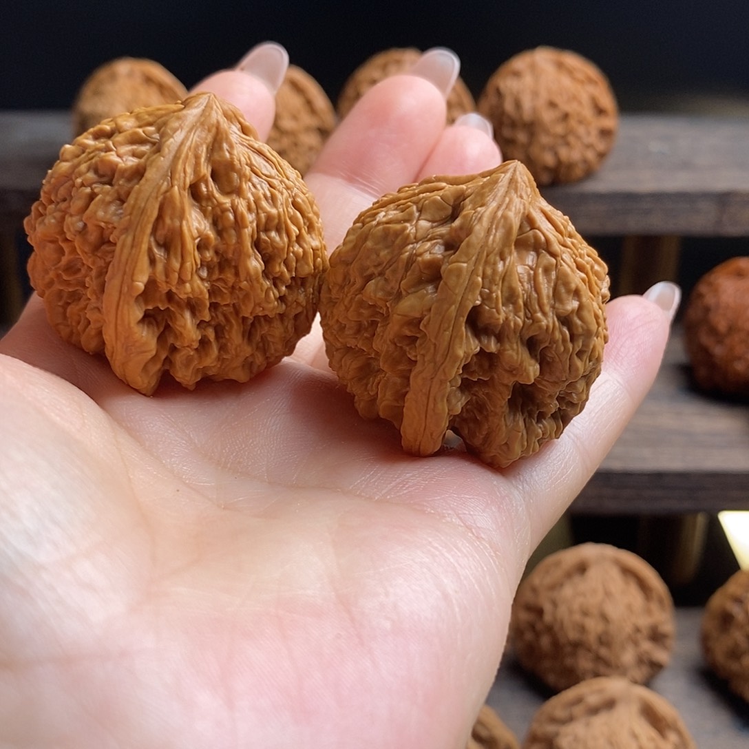 恩***缔文玩核桃吊坠全品涿鹿天残40尺寸核桃