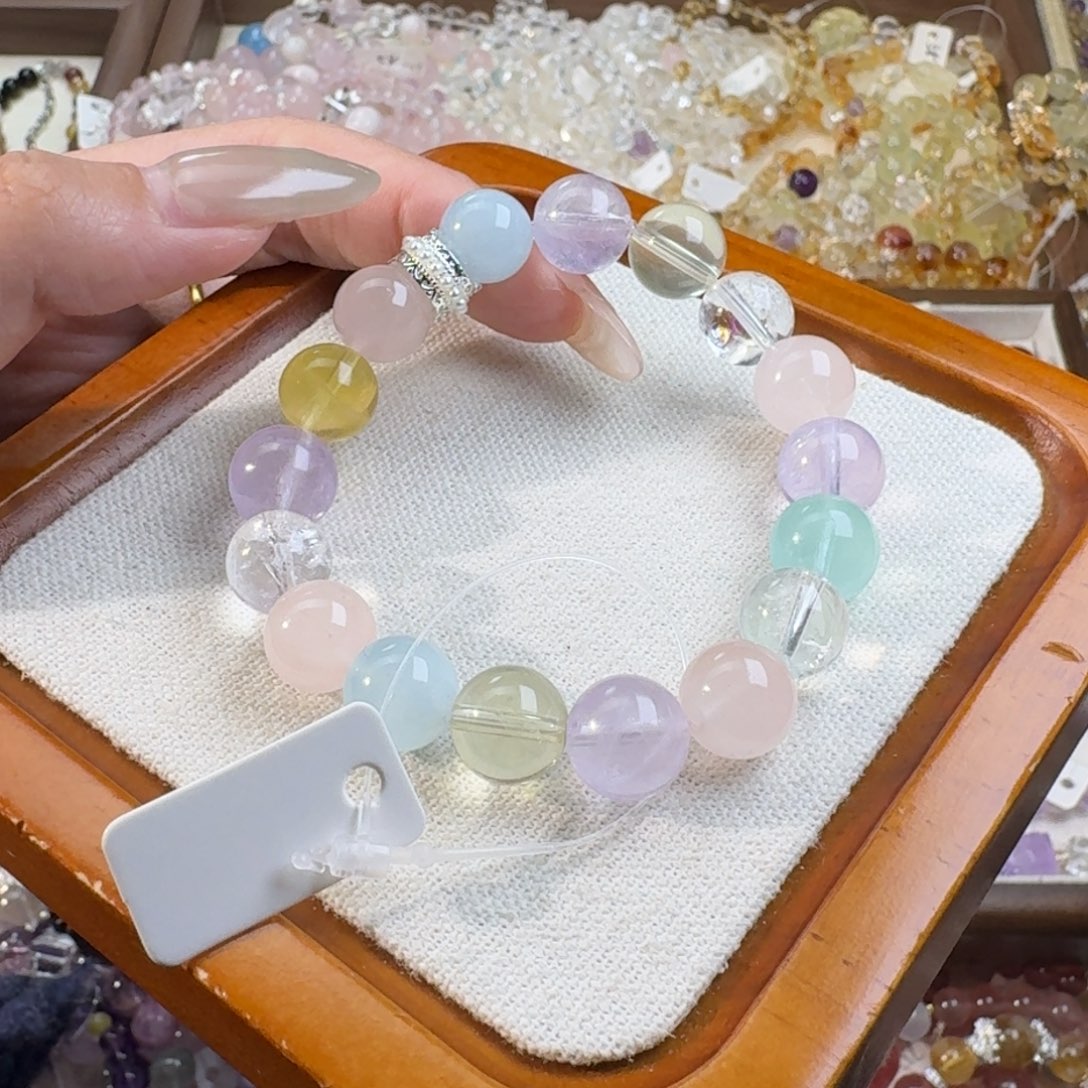 水晶手串未镶嵌多宝