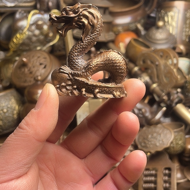 诚信经营铜器摆件