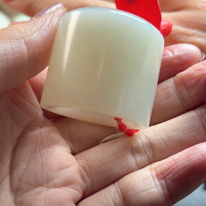 和田玉挂件未镶嵌八**路