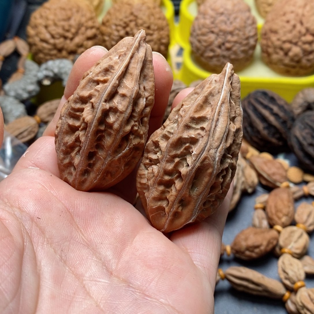 文玩核桃吊坠瑕疵64