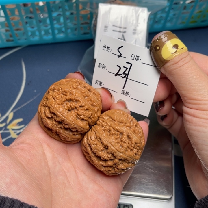文玩核桃把件粗筋42