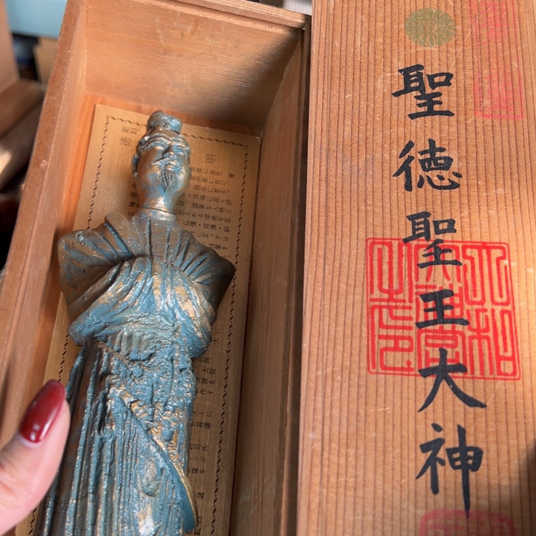 树脂制品默认瑕疵，直播间看好品相