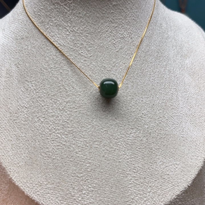 和田玉（碧玉）未镶嵌颈饰