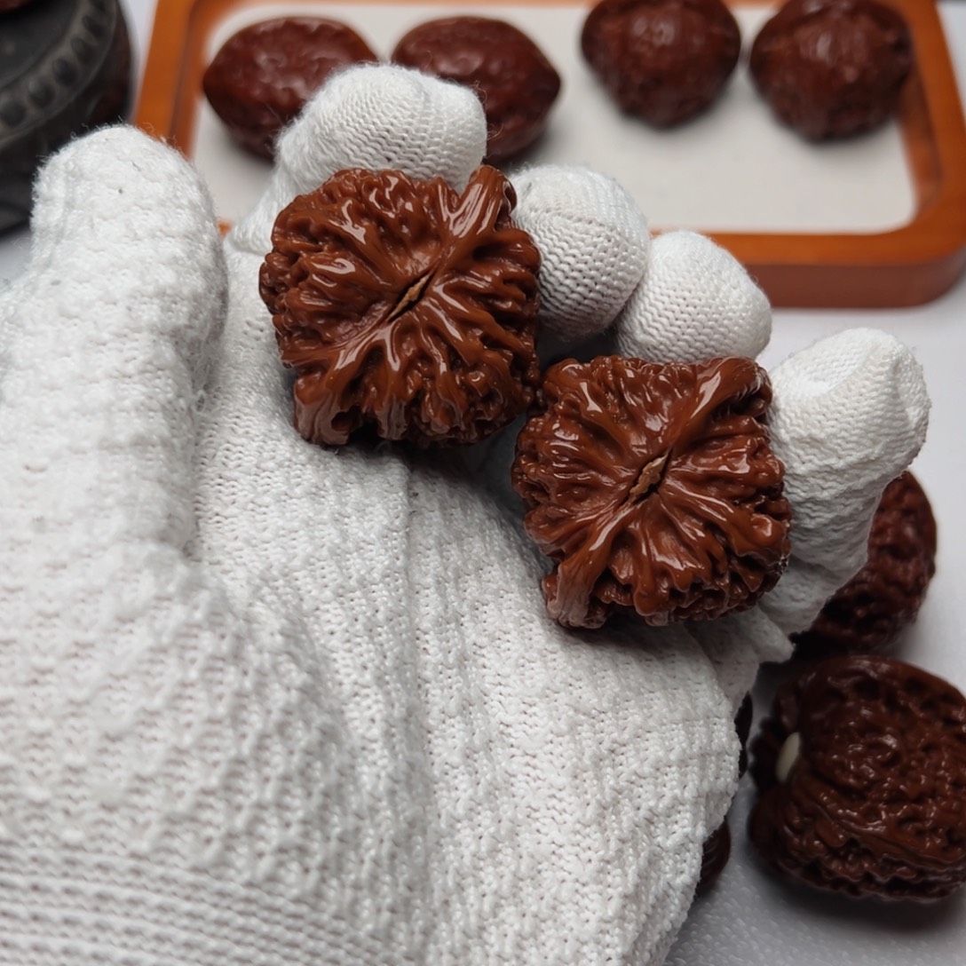 沐***～把件文玩核桃南疆石狮子头文玩核桃