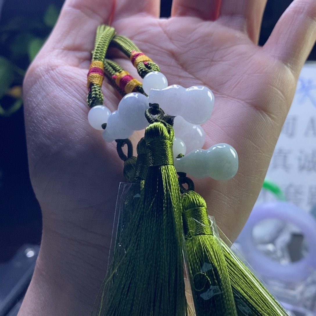 翡翠未镶嵌颈饰多样性发货