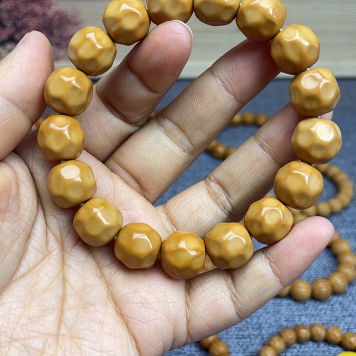 猴头核桃吊坠猴头