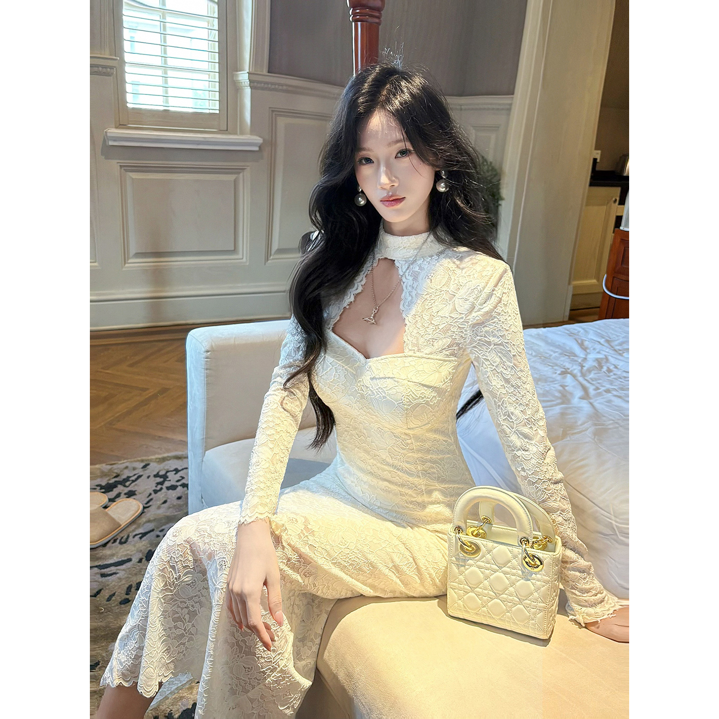 Good Job【波斯密语】法式镂空长袖秋性感连衣裙女蕾丝气质开叉裙