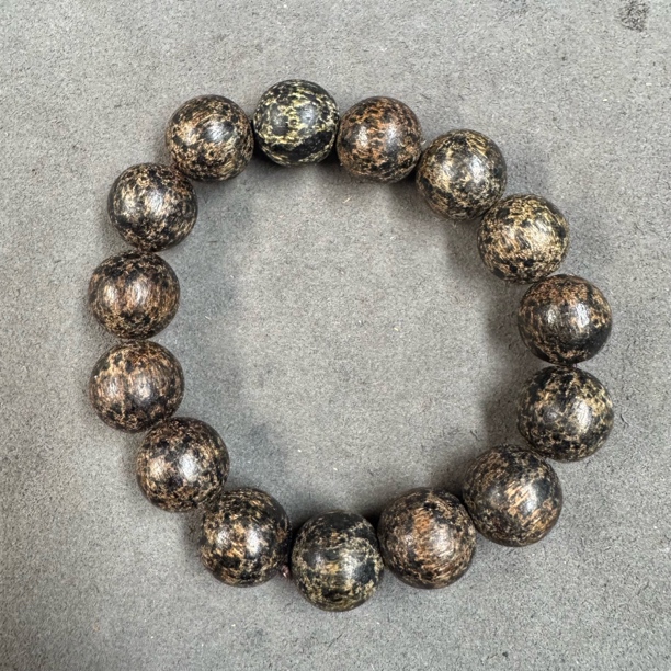 B306沉木圆珠手串