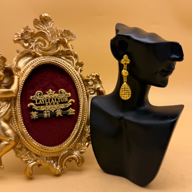 C播 3.66g 足金999 耳饰d