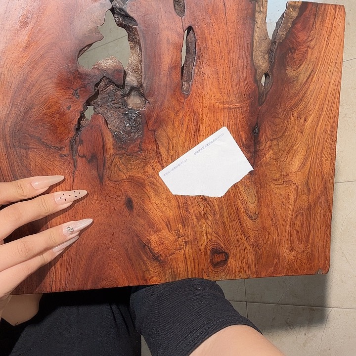 大叶紫檀（黑酸枝木类）