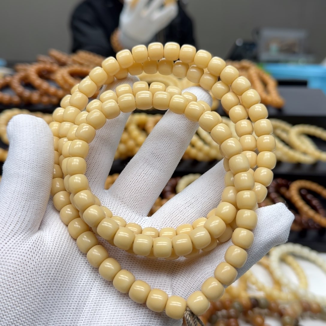 【闪购商品】菩提根/象牙果吊坠8×9 5年 鬼工