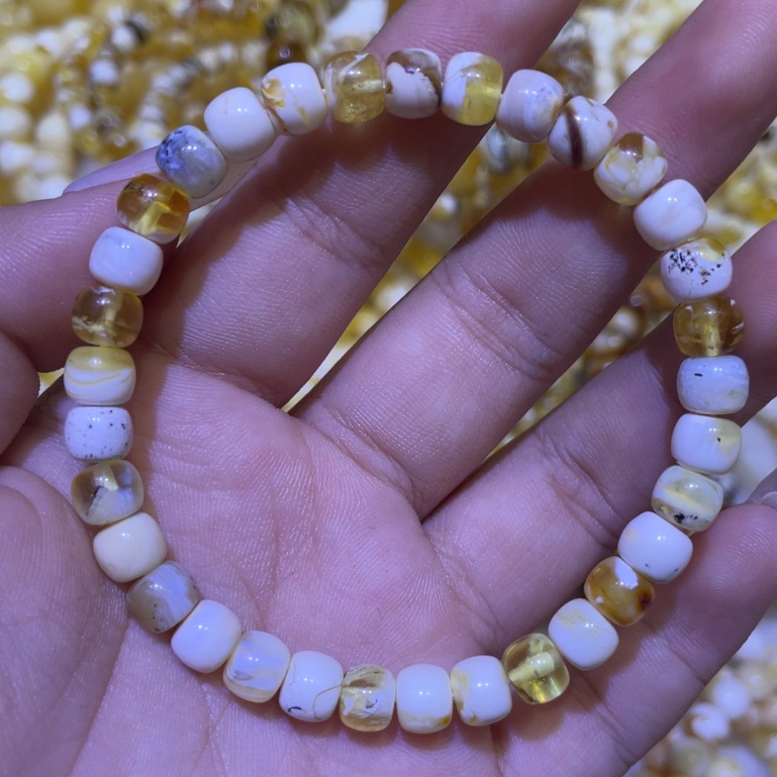 蜜蜡未镶嵌珠宝奇石6.7m