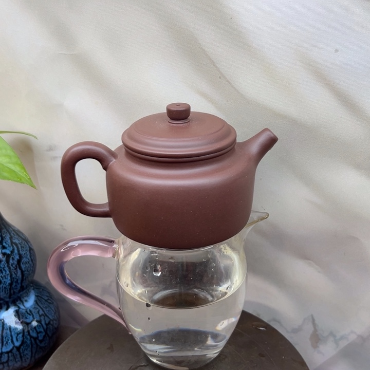 紫砂茶壶王**来紫泥德中200c c