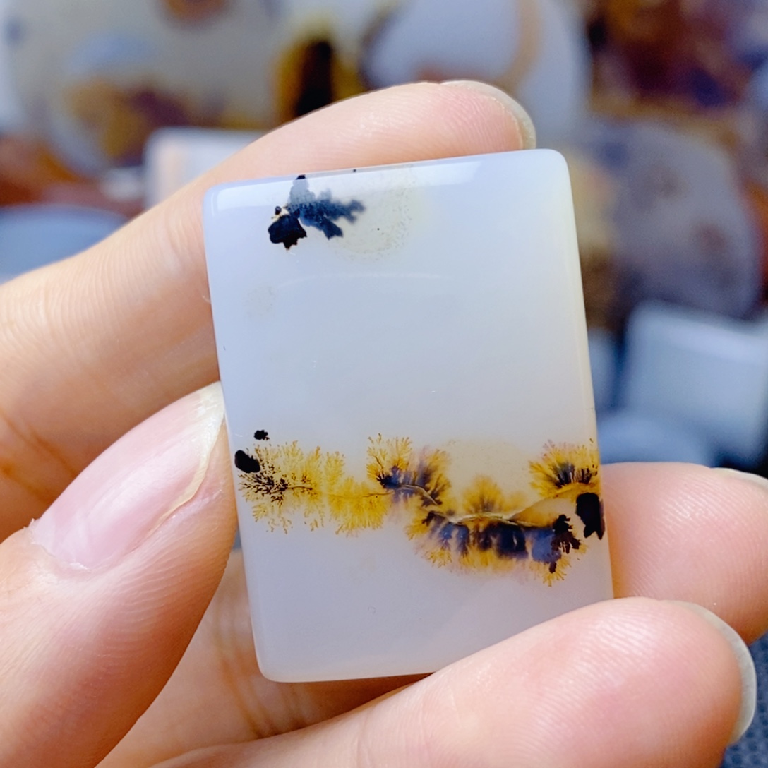 玛瑙/玉髓未镶嵌珠宝奇石