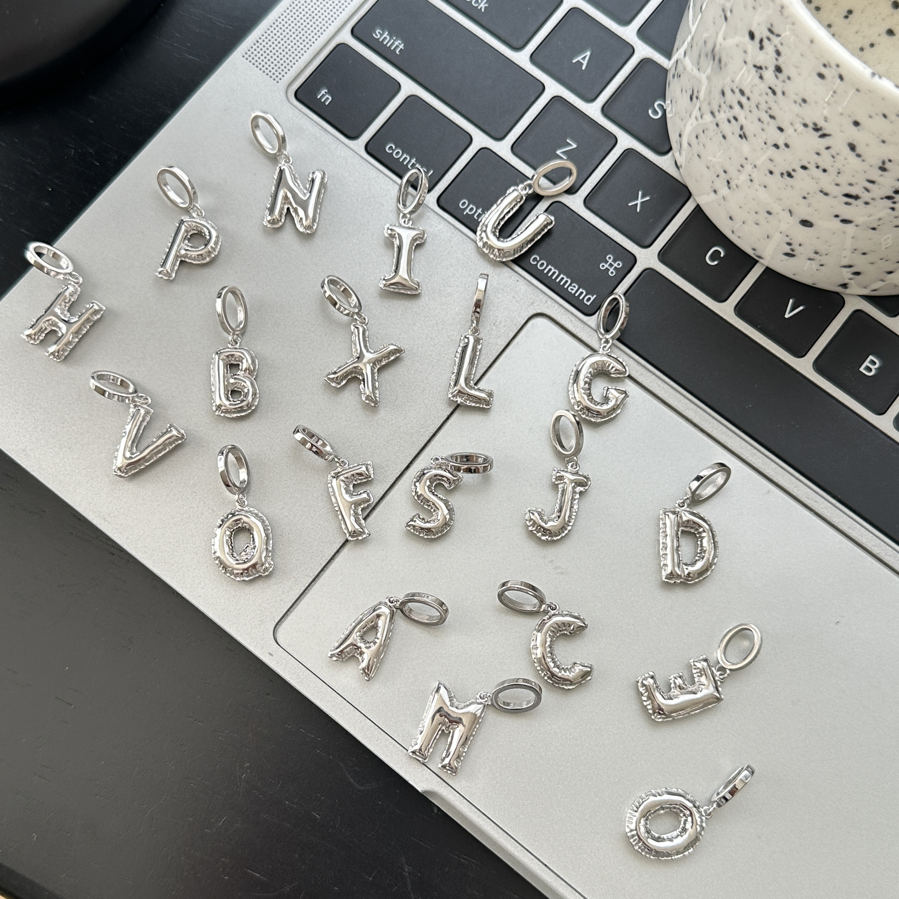 吊坠925银 ins风时尚简约百搭女气球字母S925纯银吊坠 3734