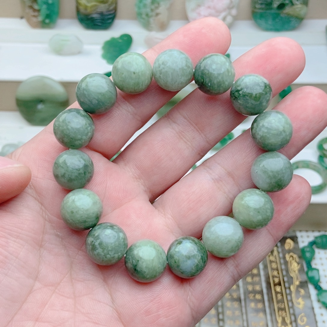 未镶嵌独山玉手串