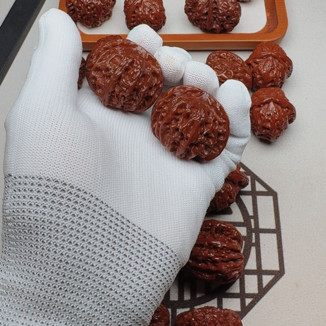 桃核把件苹果园狮子头