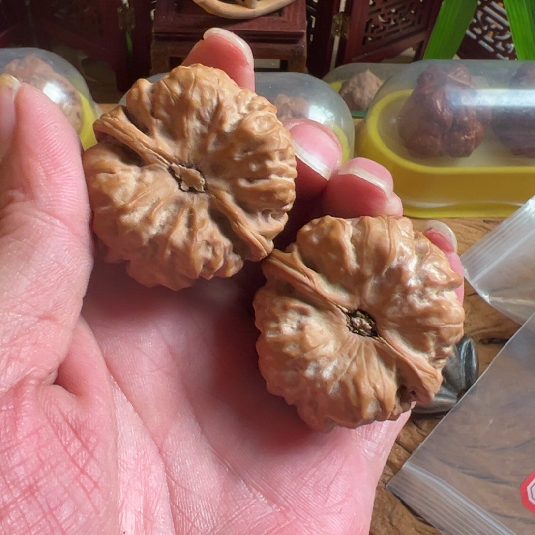 文玩核桃把件好*气文玩核桃精品蛤蟆头