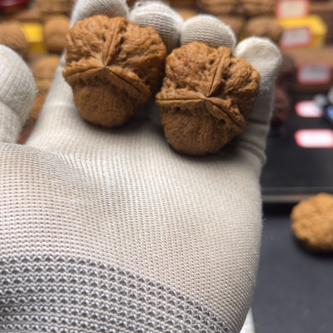 芝***哥40mm小石斧 一物一图