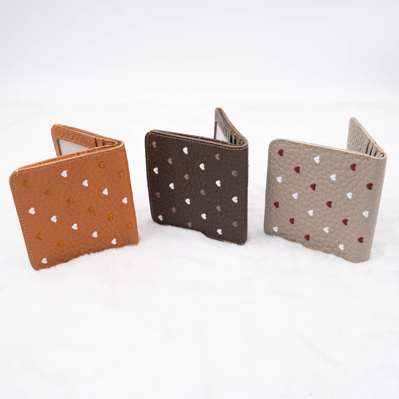 对折钱包——宝恩时尚真皮小众设计小巧简约卡片零钱包TW25201