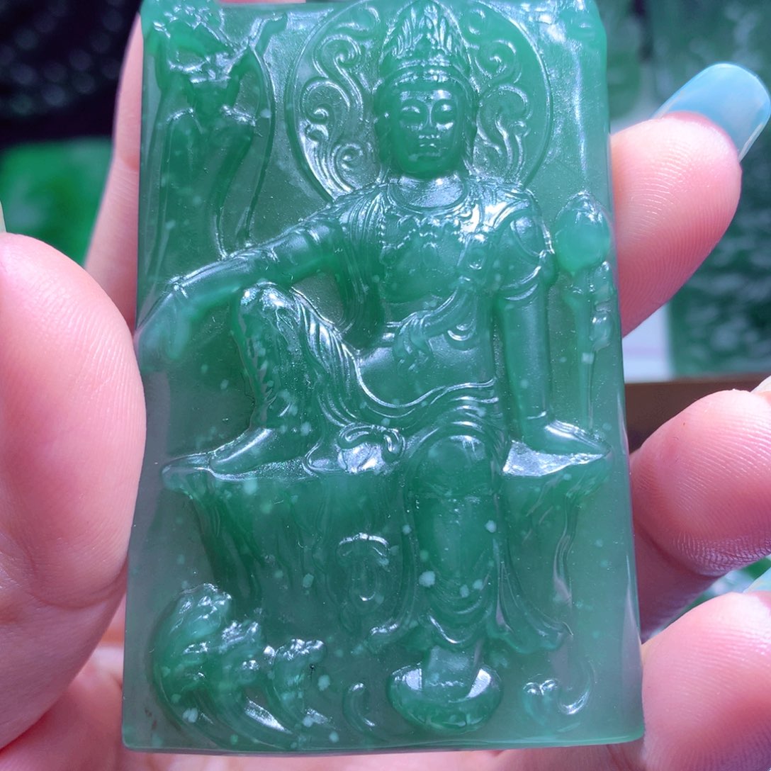 定制翡翠未镶嵌天然缅甸翡翠A货毛货挂件