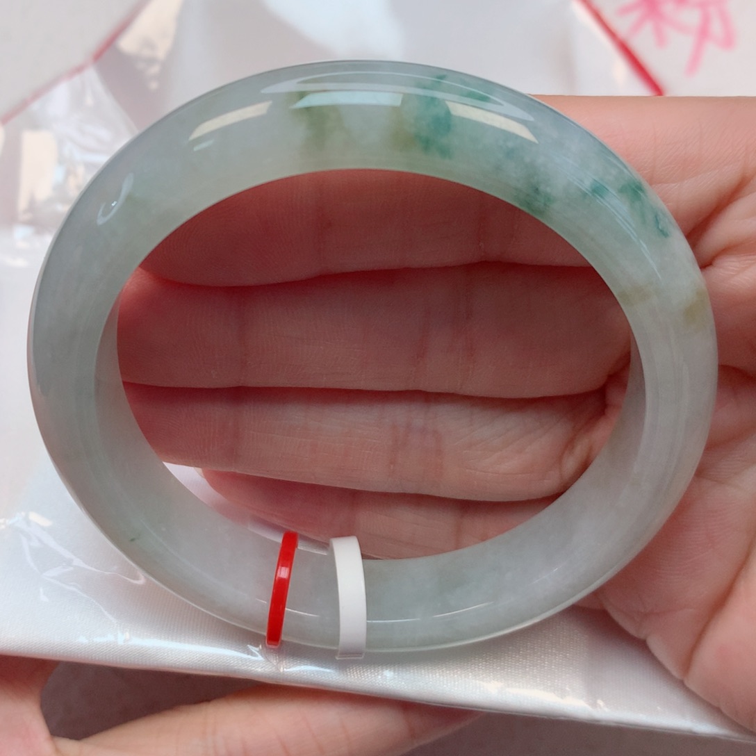 翡翠手镯未镶嵌57.6圈 开播福利放漏