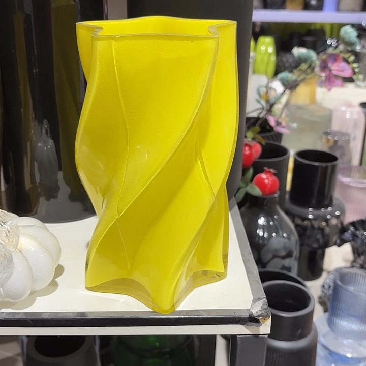 高度20厘米45677花瓶