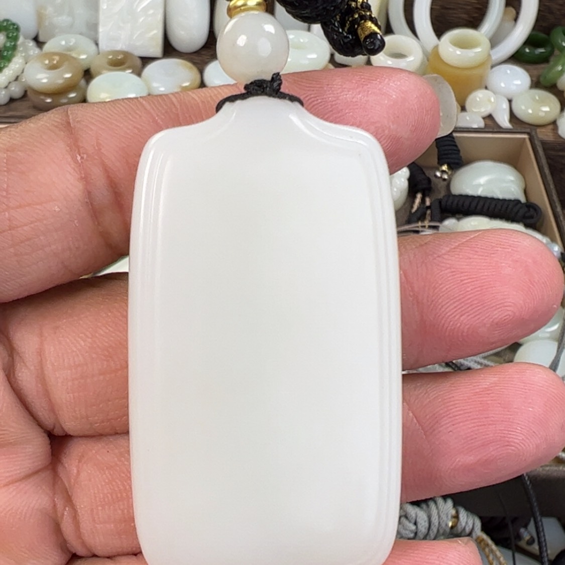 【闪购商品】和田玉颈饰未镶嵌赛*